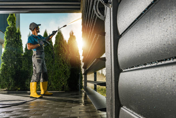 Best Pool Deck Cleaning  in Hanover, MN